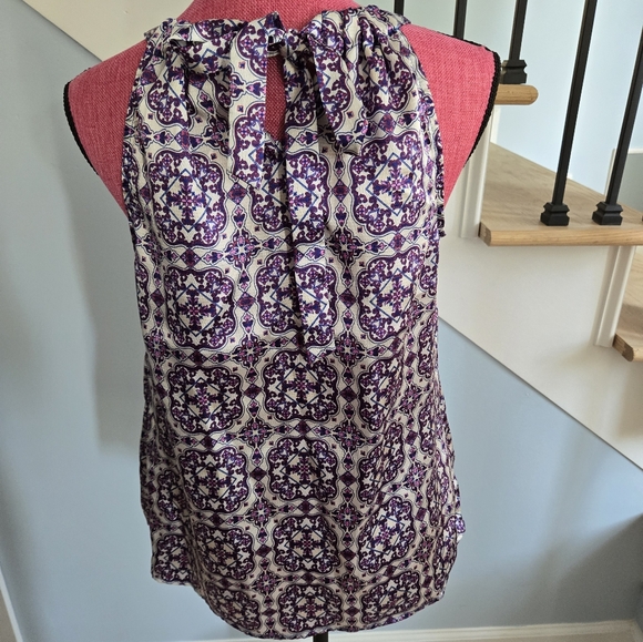 THE LIMITED Key Hole, Back Tie, Top - Size‎ Medium - Picture 3 of 9